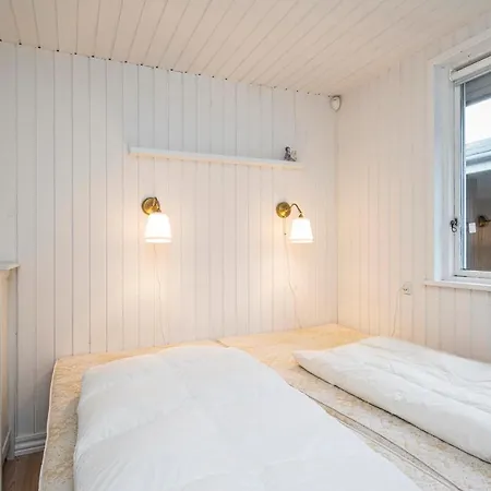 Two-bedroom Holiday In * Hjorring